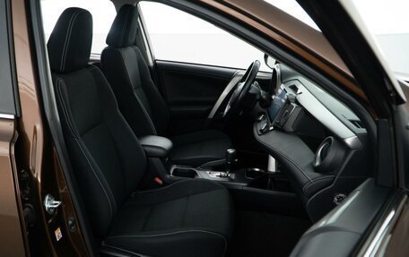 Toyota RAV4, 2017 год, 2 549 050 рублей, 8 фотография