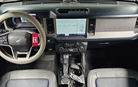 Ford Bronco, 2023 год, 10 581 445 рублей, 11 фотография