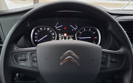 Citroen SpaceTourer I, 2019 год, 2 250 000 рублей, 24 фотография