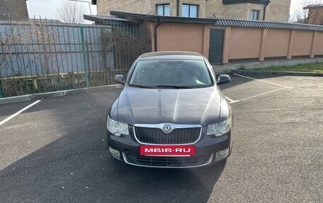Skoda Superb III рестайлинг, 2010 год, 800 000 рублей, 11 фотография