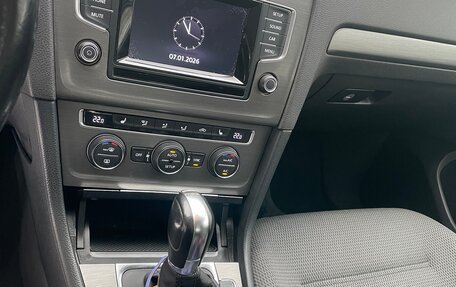 Volkswagen Golf VII, 2013 год, 1 100 000 рублей, 24 фотография