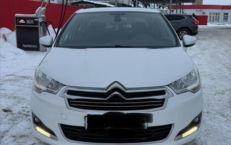 Citroen C4 II рестайлинг, 2015 год, 720 000 рублей, 2 фотография