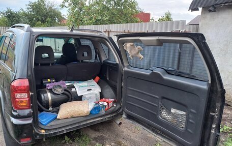 Toyota RAV4, 2004 год, 830 000 рублей, 9 фотография