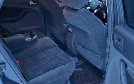 Ford Focus II рестайлинг, 2006 год, 520 000 рублей, 19 фотография