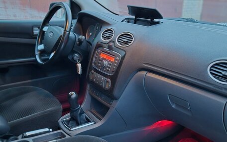 Ford Focus II рестайлинг, 2006 год, 520 000 рублей, 18 фотография