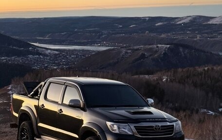 Toyota Hilux VII, 2012 год, 2 000 000 рублей, 1 фотография