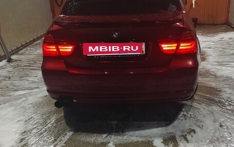 BMW 3 серия, 2010 год, 1 100 000 рублей, 4 фотография