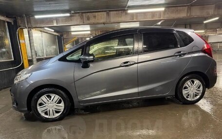 Honda Fit III, 2019 год, 1 400 000 рублей, 3 фотография