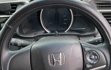 Honda Fit III, 2019 год, 1 400 000 рублей, 10 фотография