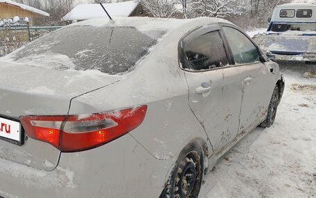 KIA Rio III рестайлинг, 2011 год, 300 000 рублей, 2 фотография