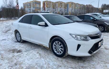 Toyota Camry, 2016 год, 1 750 000 рублей, 3 фотография