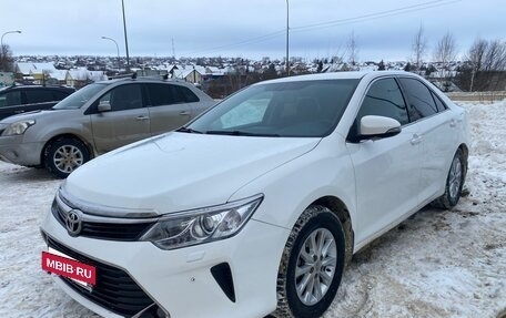 Toyota Camry, 2016 год, 1 750 000 рублей, 2 фотография