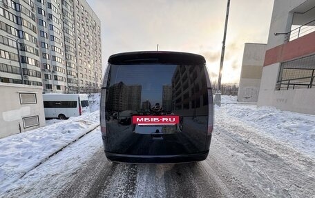 Hyundai Staria, 2022 год, 5 000 000 рублей, 4 фотография