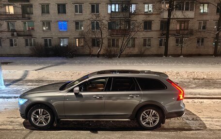 Volvo V90 Cross Country I рестайлинг, 2017 год, 3 150 000 рублей, 6 фотография