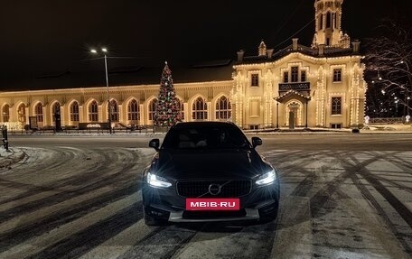 Volvo V90 Cross Country I рестайлинг, 2017 год, 3 150 000 рублей, 2 фотография