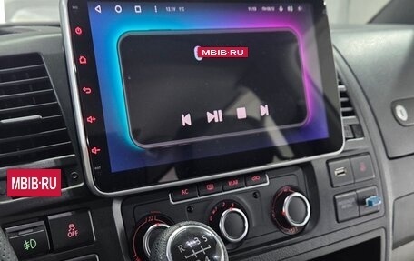 Volkswagen Caravelle T5, 2011 год, 2 029 000 рублей, 6 фотография