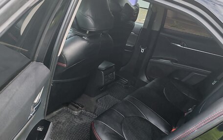 Toyota Camry, 2020 год, 2 050 000 рублей, 5 фотография