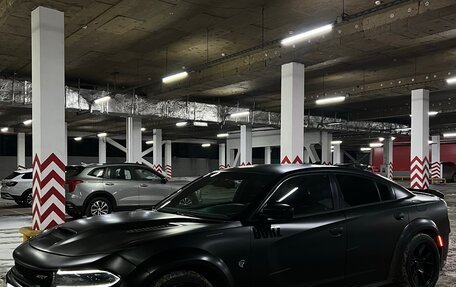 Dodge Charger, 2016 год, 2 800 000 рублей, 21 фотография