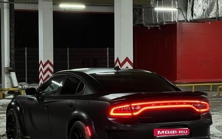 Dodge Charger, 2016 год, 2 800 000 рублей, 22 фотография