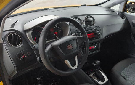 SEAT Ibiza IV рестайлинг 2, 2012 год, 699 000 рублей, 10 фотография