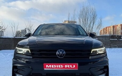 Volkswagen Tiguan II, 2019 год, 3 050 000 рублей, 1 фотография