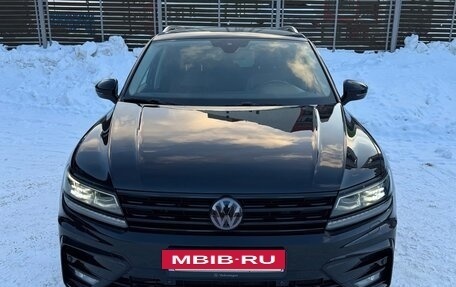 Volkswagen Tiguan II, 2019 год, 3 050 000 рублей, 12 фотография