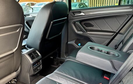 Volkswagen Tiguan II, 2019 год, 3 050 000 рублей, 25 фотография