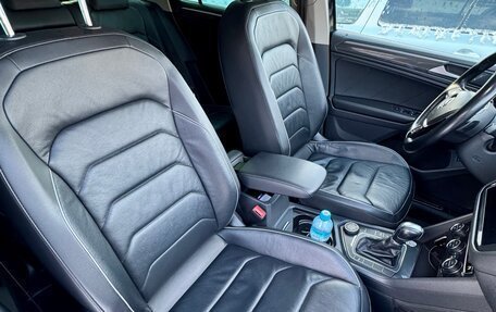 Volkswagen Tiguan II, 2019 год, 3 050 000 рублей, 31 фотография