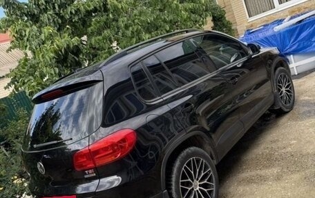 Volkswagen Tiguan I, 2012 год, 955 000 рублей, 2 фотография