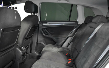 Volkswagen Tiguan II, 2020 год, 2 695 275 рублей, 13 фотография