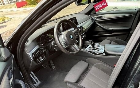 BMW 5 серия, 2019 год, 4 500 000 рублей, 5 фотография