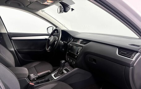 Skoda Octavia, 2019 год, 2 235 000 рублей, 11 фотография