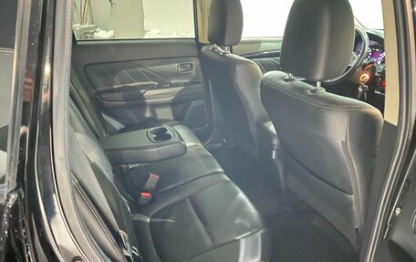 Mitsubishi Outlander III рестайлинг 3, 2015 год, 1 780 000 рублей, 11 фотография