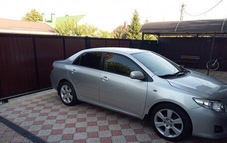 Toyota Corolla, 2010 год, 820 000 рублей, 3 фотография