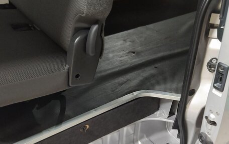 Toyota HiAce H200, 2017 год, 3 050 000 рублей, 12 фотография