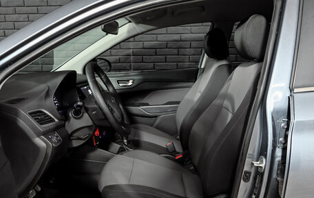 Hyundai Solaris II рестайлинг, 2017 год, 1 350 000 рублей, 10 фотография