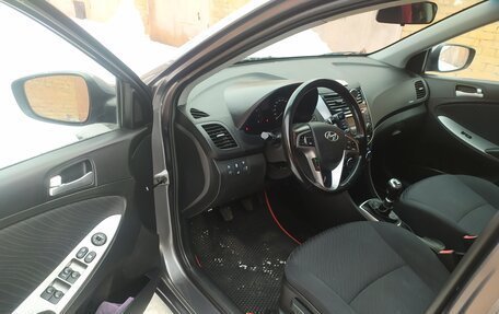 Hyundai Solaris II рестайлинг, 2016 год, 868 000 рублей, 8 фотография