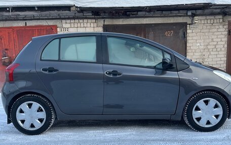 Toyota Yaris III рестайлинг, 2008 год, 459 000 рублей, 4 фотография