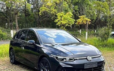 Volkswagen Golf VIII, 2022 год, 1 650 000 рублей, 3 фотография