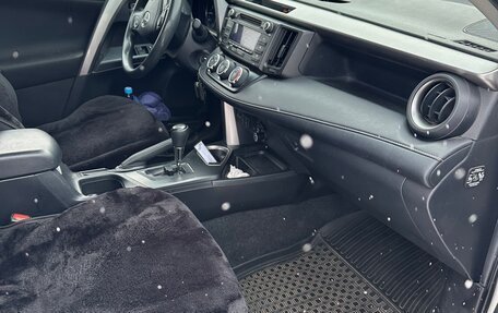 Toyota RAV4, 2017 год, 2 500 000 рублей, 8 фотография