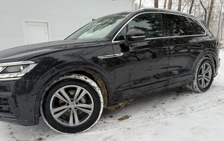 Volkswagen Touareg III, 2020 год, 5 950 000 рублей, 3 фотография