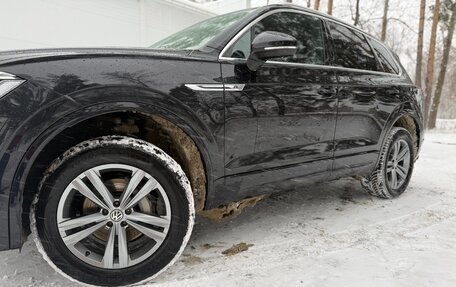 Volkswagen Touareg III, 2020 год, 5 950 000 рублей, 8 фотография