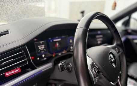 Volkswagen Touareg III, 2020 год, 5 950 000 рублей, 12 фотография