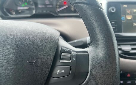 Peugeot 2008 II, 2014 год, 854 000 рублей, 12 фотография