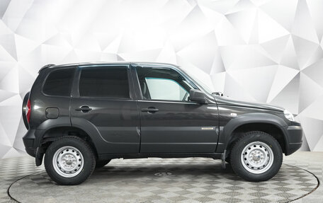 Chevrolet Niva I рестайлинг, 2017 год, 730 000 рублей, 6 фотография