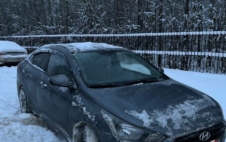 Hyundai Solaris II рестайлинг, 2017 год, 950 000 рублей, 2 фотография