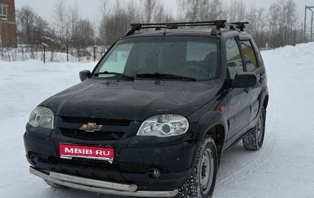 Chevrolet Niva I рестайлинг, 2009 год, 375 000 рублей, 1 фотография
