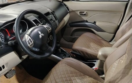 Mitsubishi Outlander III рестайлинг 3, 2007 год, 1 209 000 рублей, 6 фотография