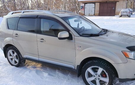 Mitsubishi Outlander III рестайлинг 3, 2007 год, 1 209 000 рублей, 22 фотография