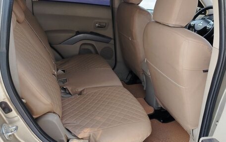 Mitsubishi Outlander III рестайлинг 3, 2007 год, 1 209 000 рублей, 26 фотография